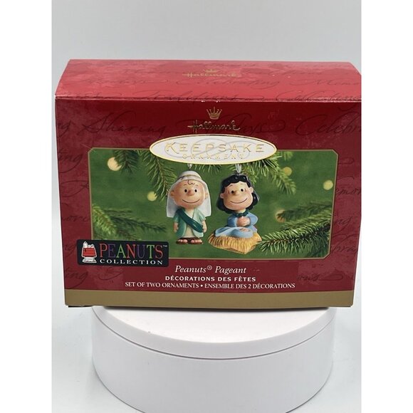 New VTG 2001 Hallmark Keepsake PEANUTS PAGEANT Nativity Scene Ornament SEE ALL - Picture 1 of 16